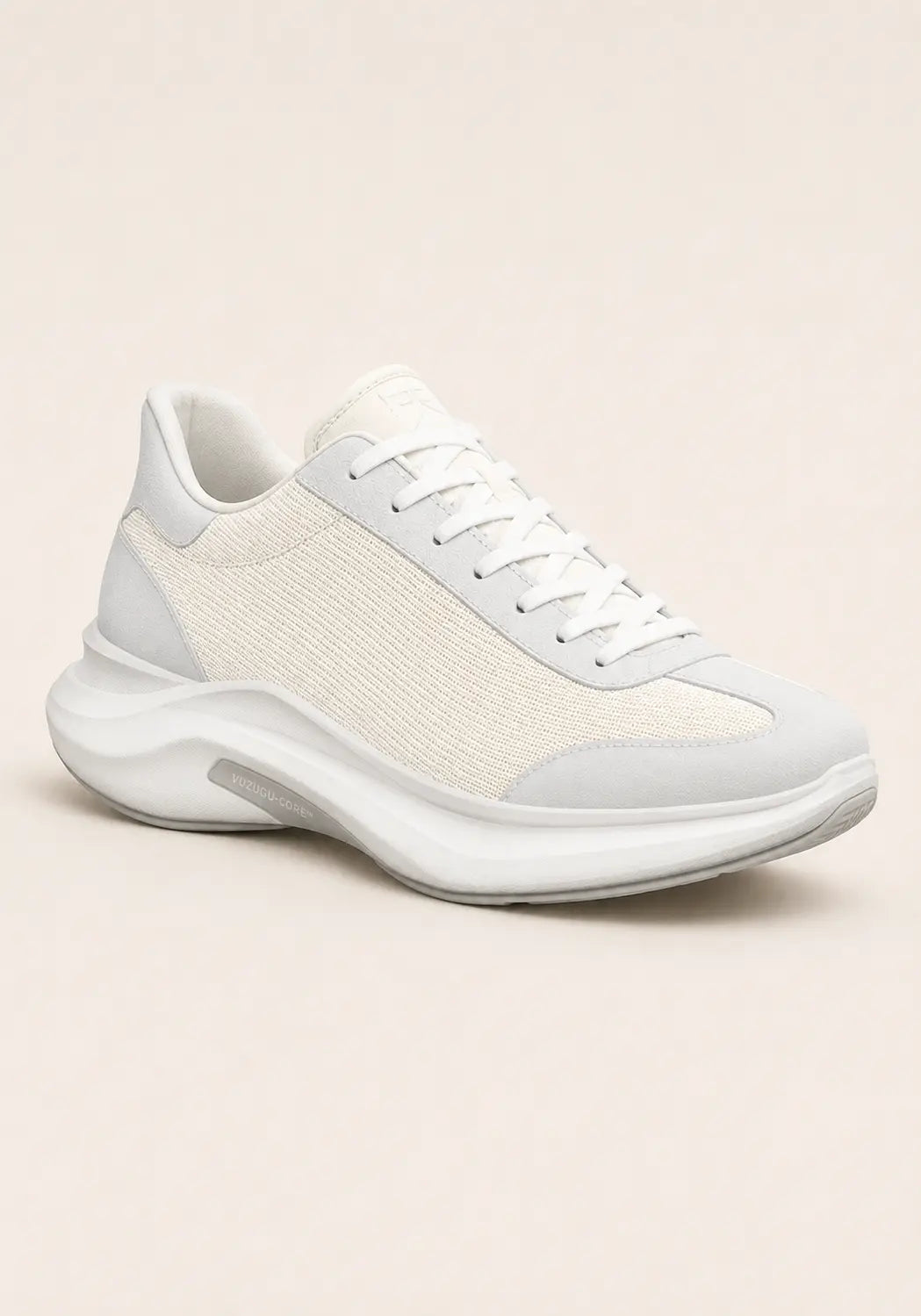 VUZUGU AURA German Trainer Knit-White