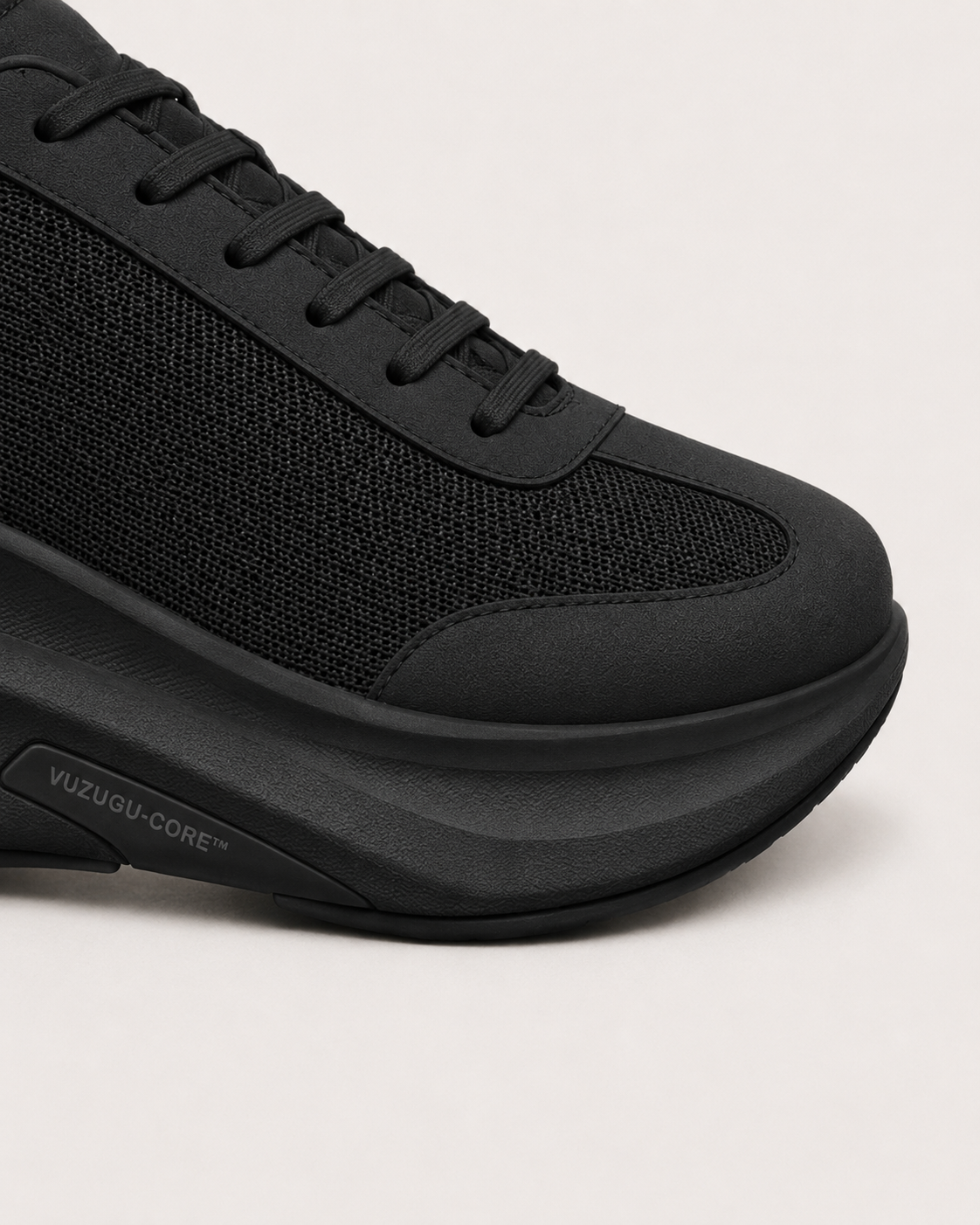 VUZUGU RIVA Knit-Obsidian Black